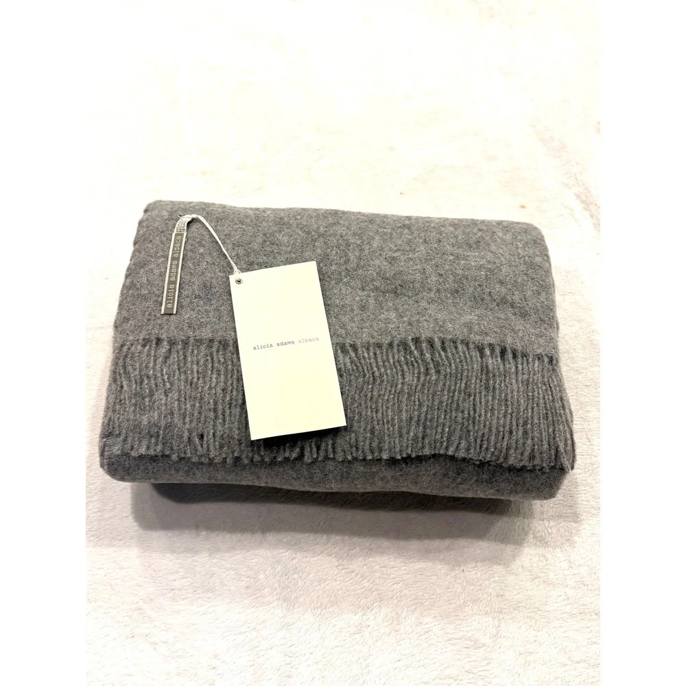Alicia Adams Alpaca alicia adams